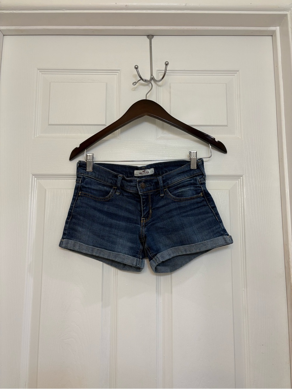 Women’s Hollister Low-Rise Jean Shorts